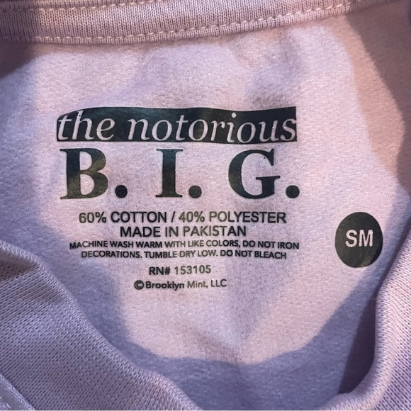 NWOT Brooklyn Notorious B.I.G. Biggie Smalls Purple Graphic Logo Sweatshirt SM - Picture 3 of 6